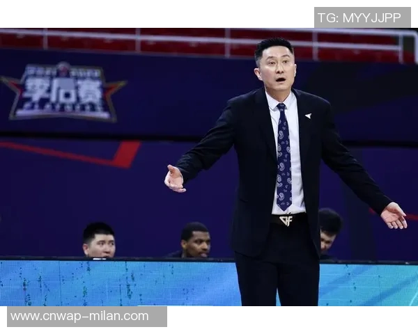 上午11点CBA广东队人事调整杜锋巧妙应对危机展现领导智慧